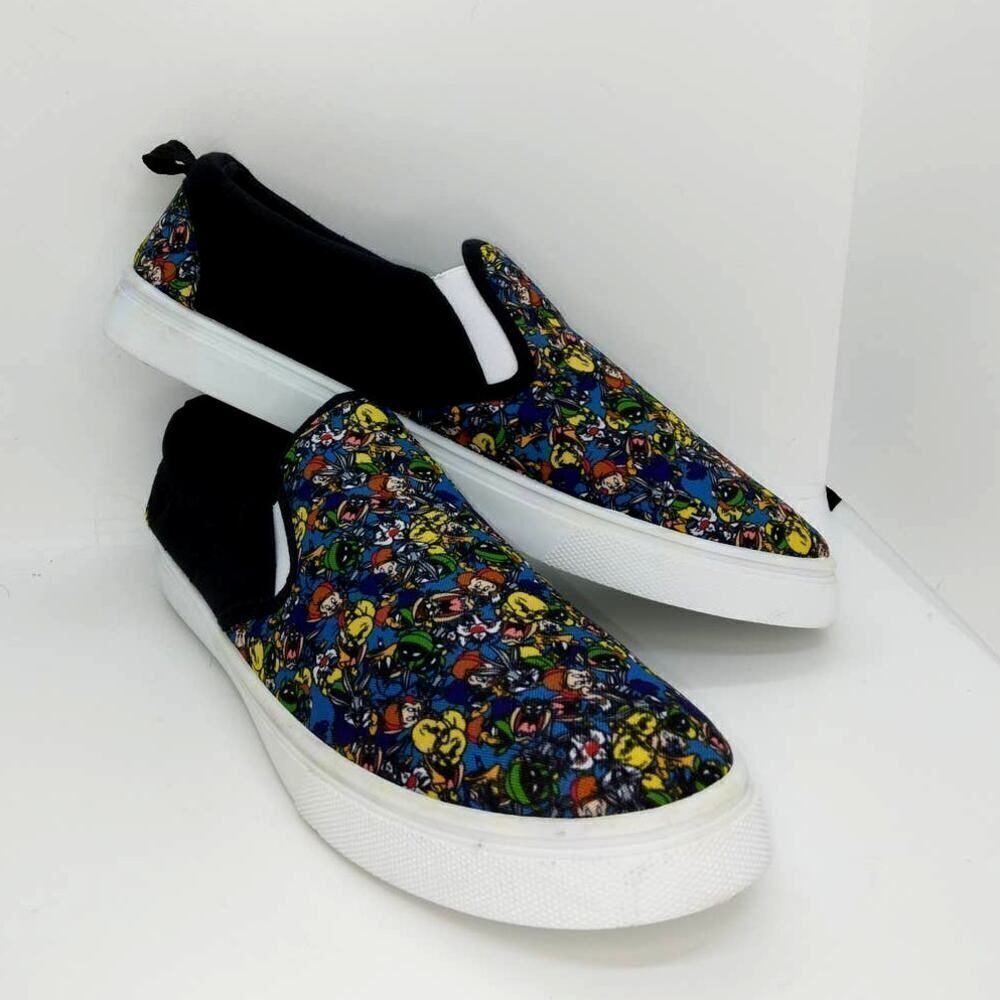 Looney Toons Mens NEW Black w/Graphics Slip On Sneakers - sz. 10